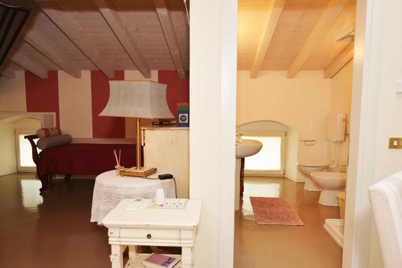 B&B La Mongolfiera Villafranca di Verona Szoba fotó