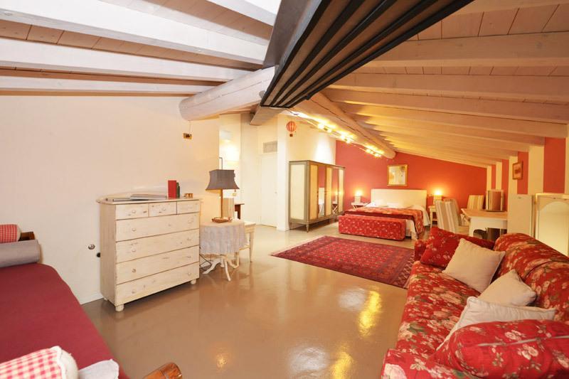 B&B La Mongolfiera Villafranca di Verona Szoba fotó